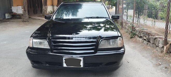 Mercedes C 230 2000, 236,565 km - 2.3 l - Bakı