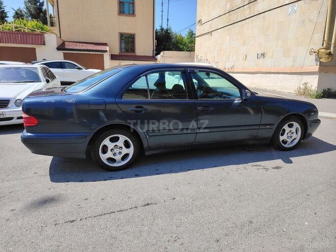 Mercedes E 200 1999, 375,000 km - 2.0 l - Bakı