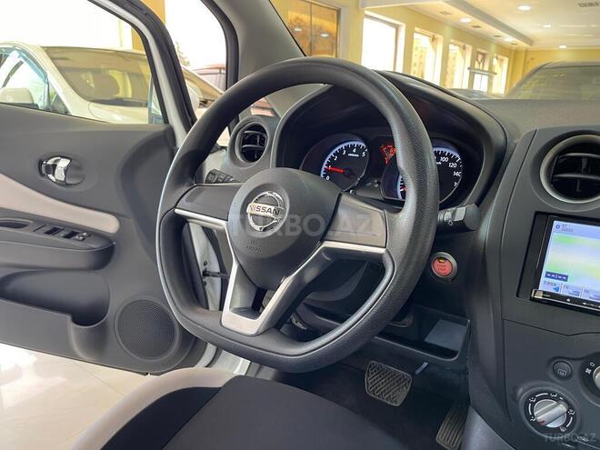 Nissan Note-9