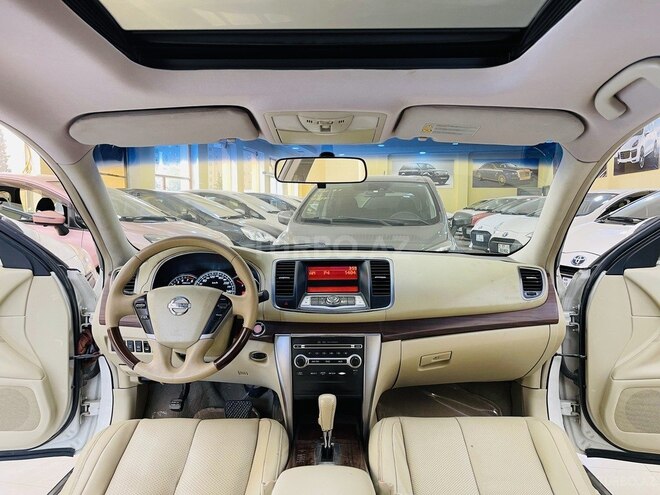 Nissan Teana-12