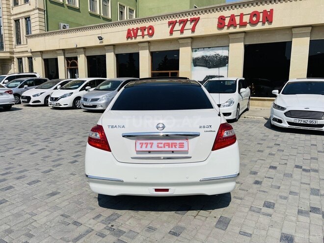 Nissan Teana-7