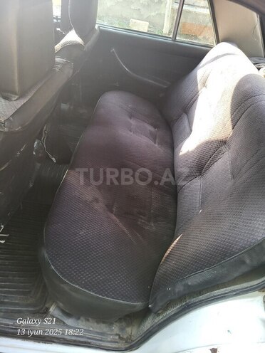 LADA (VAZ) 2106 2002, 95,000 km - 1.6 l - Qax