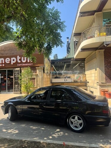 Mercedes C 200 1998, 520,000 km - 2.0 л - Bakı