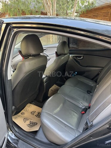 Hyundai Elantra 2014, 219,836 km - 1.8 l - Bakı