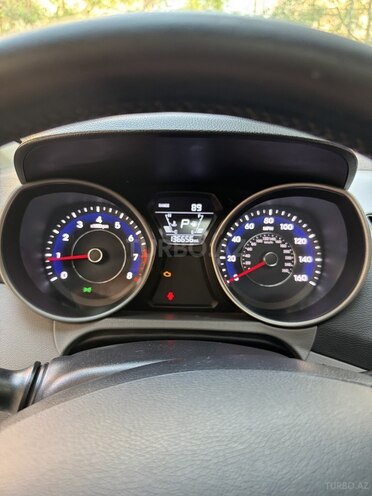 Hyundai Elantra 2014, 219,836 km - 1.8 l - Bakı