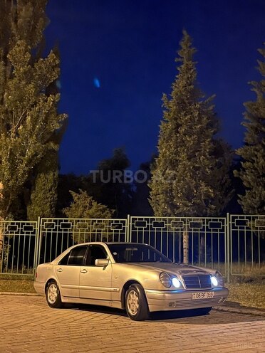 Mercedes E 220 d 1998, 570,000 km - 2.2 l - Balakən