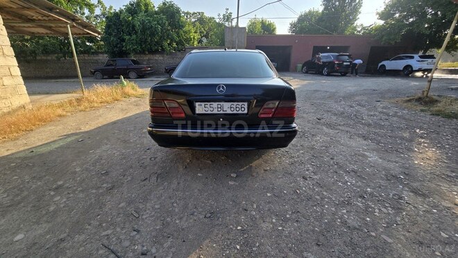 Mercedes E 220 d 2000, 600,000 km - 2.2 l - Qusar