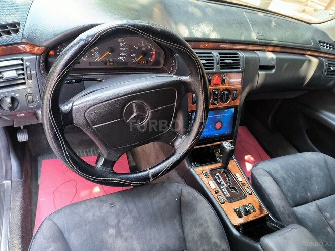 Mercedes E 220 d 1998, 632,250 km - 2.2 l - Bakı