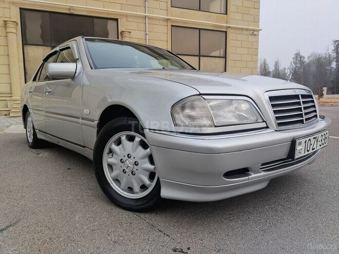Mercedes C 220 d 1999, 298,000 km - 2.2 л - Bakı