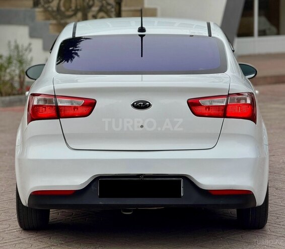 Kia Rio-11