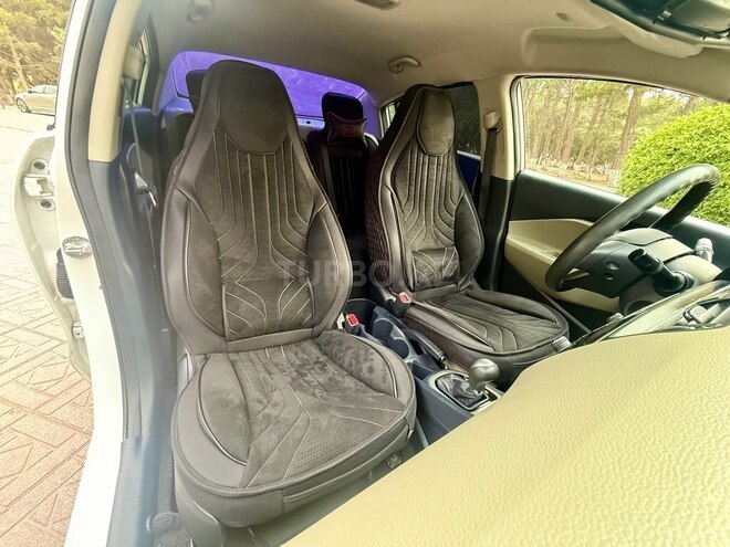 Kia Rio-19