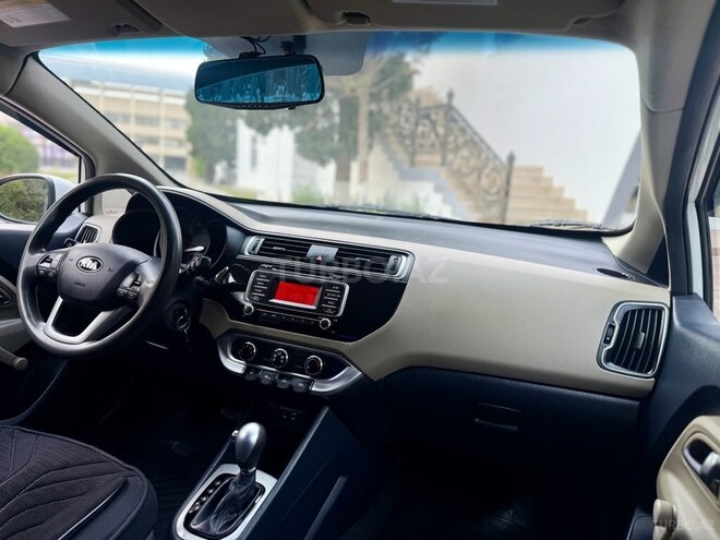 Kia Rio-18