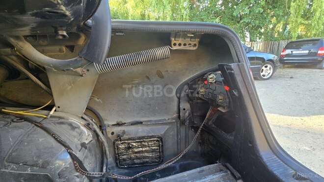 Mercedes E 220 d 2000, 600,000 km - 2.2 l - Qusar