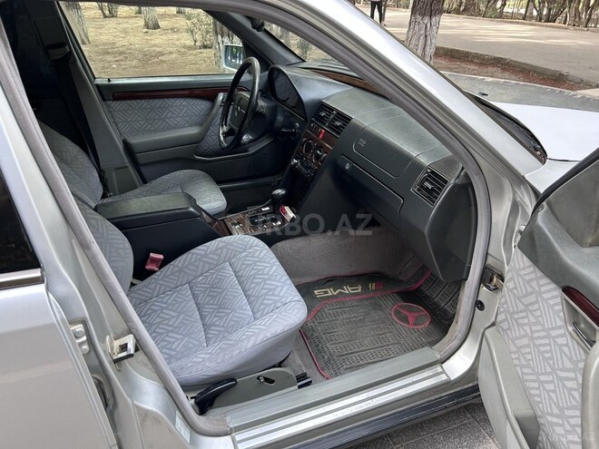 Mercedes C 200 1995, 310,000 km - 2.0 l - Bakı