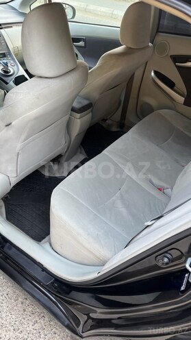 Toyota Prius-6
