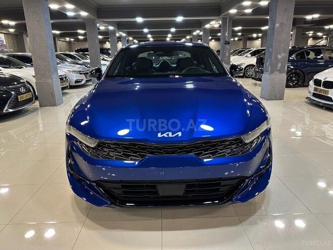 Kia K5-1