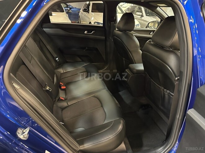 Kia K5-11
