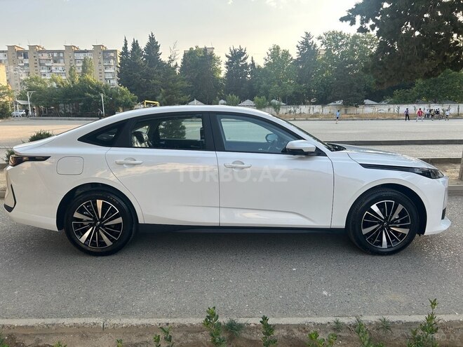 Changan Qiyuan A05 2025, 0 km - 1.5 л - Bakı