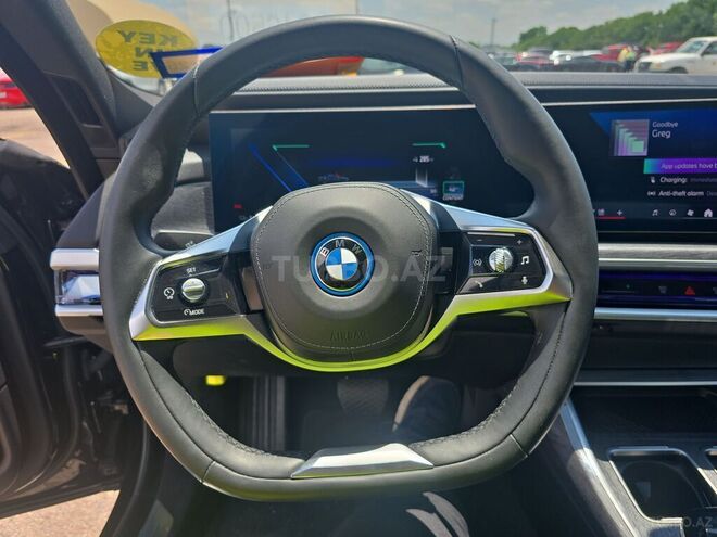 BMW 740 2024, 4,200 km - 3.0 l - Bakı