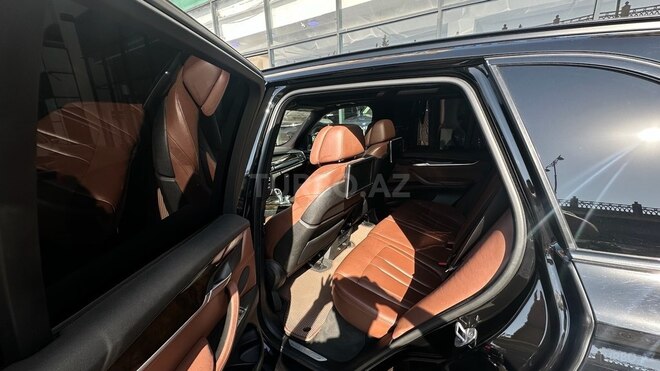 BMW X5-10