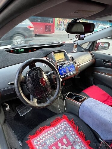Toyota Prius-9