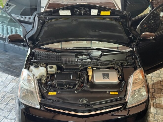 Toyota Prius-7