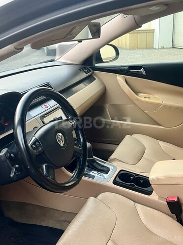 Volkswagen Passat 2006, 260,000 km - 2.0 l - Bakı