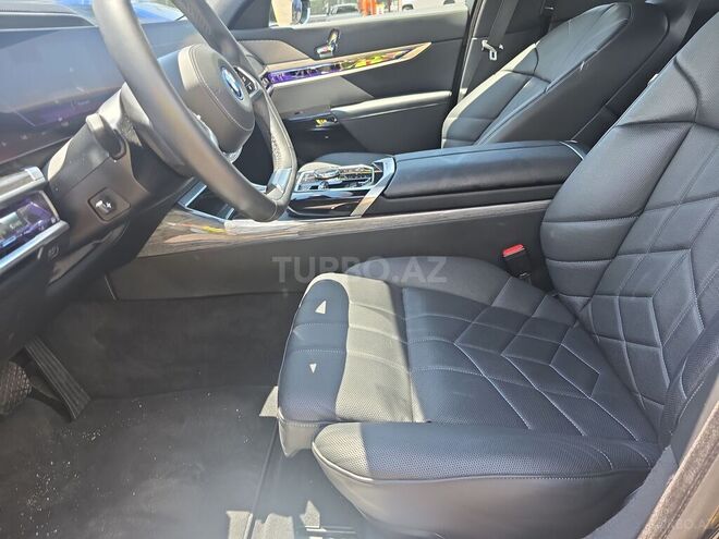 BMW i7 2024, 11,000 km - 0.0 l - Bakı