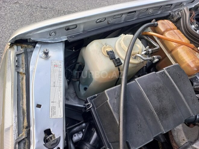 Mercedes E 200 1992, 259,803 km - 2.0 l - Bakı