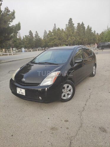 Toyota Prius-3