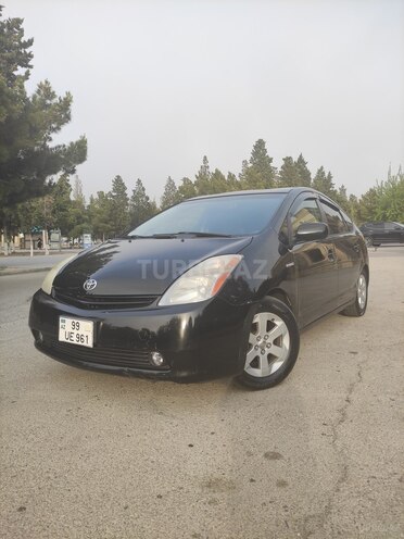 Toyota Prius-2