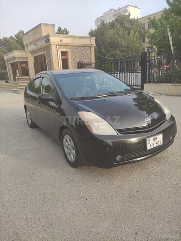 Toyota Prius-1