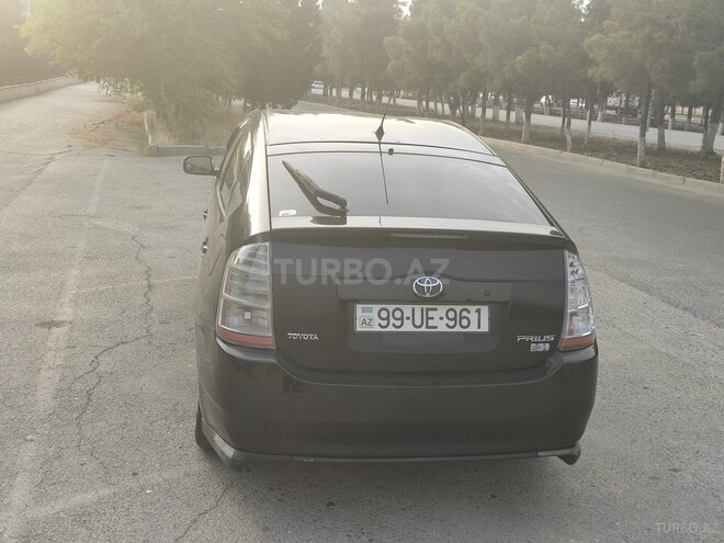 Toyota Prius-7