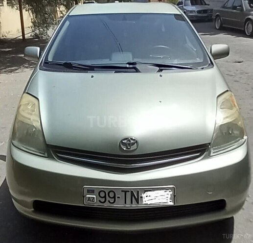 Toyota Prius-1