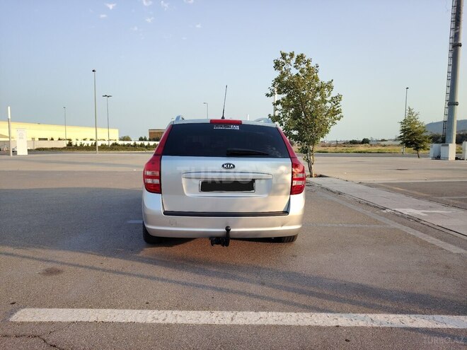 Kia  2008, 260,000 km - 1.6 l - Bakı