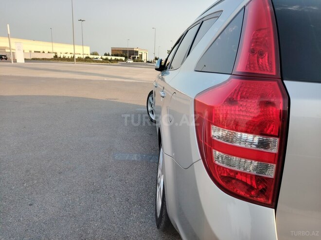 Kia  2008, 260,000 km - 1.6 l - Bakı