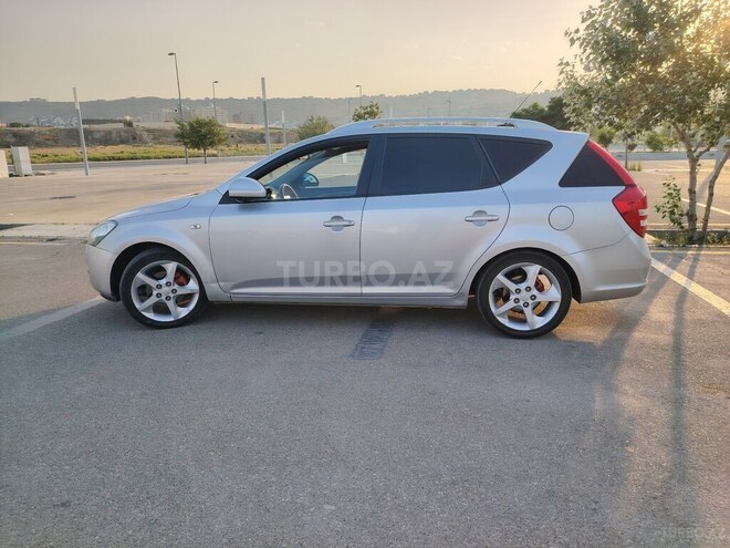 Kia  2008, 260,000 km - 1.6 l - Bakı