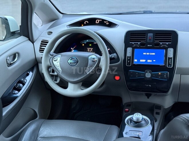 Nissan Leaf 2011, 99,000 km - 0.0 л - Gəncə