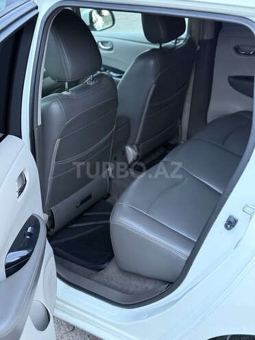 Nissan Leaf 2011, 99,000 km - 0.0 л - Gəncə