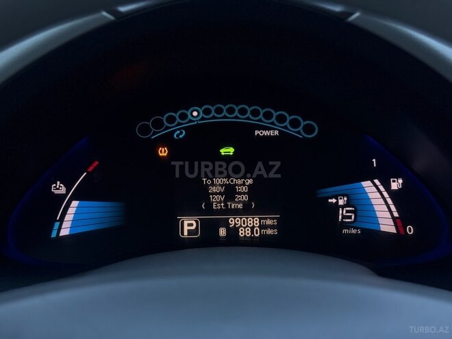 Nissan Leaf 2011, 99,000 km - 0.0 л - Gəncə