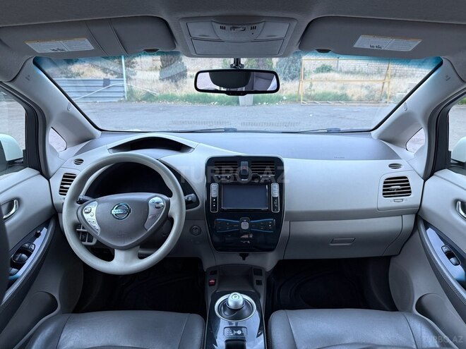 Nissan Leaf 2011, 99,000 km - 0.0 л - Gəncə