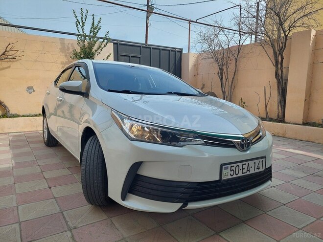 Toyota Corolla 2018, 72,000 km - 1.6 l - Bakı
