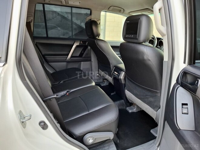 Toyota Land Cruiser Prado 2010, 176,000 km - 2.7 l - Bakı