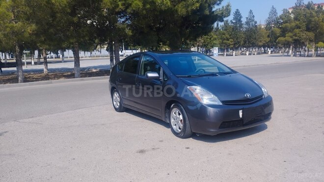 Toyota Prius-2