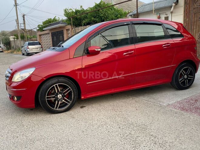 Mercedes B 170 2008, 135,000 km - 1.7 l - Sumqayıt