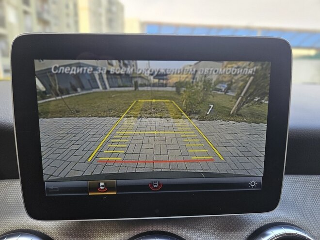 Mercedes CLA 250-16