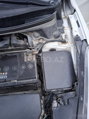 Hyundai Elantra 2015, 260,199 km - 1.8 l - Bakı