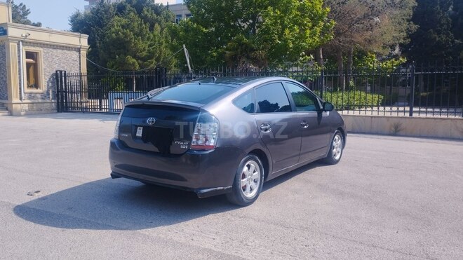 Toyota Prius-6
