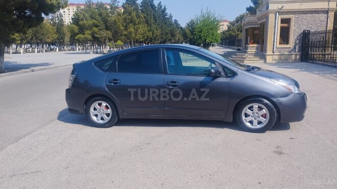 Toyota Prius-10