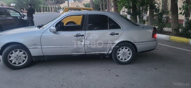 Mercedes C 180 1995, 443,338 km - 1.8 л - Ağcabədi